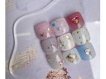 ネイルアンドアイラッシュスタジオ シュシュ(chouchou)/親指アートフットネイル