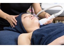 ネクシアの雰囲気（幹細胞を高性能機械で導入後、パックでさらにハリ・美白効果up）