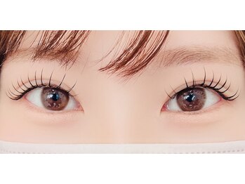 クリア アイラッシーズ アンド ネイルサロン シャイン(CLEAR & SHINE)/フラットラッシュ100本＆healthy