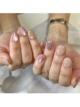 リファインネイル(refinenail)/囲みスワロネイル