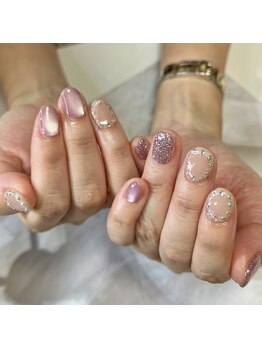 リファインネイル(refinenail)/囲みスワロネイル