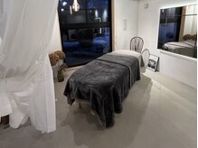 大人が通いたくなる、まつげサロン