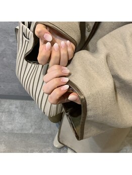 アンダーバーホワイト 大阪上本町店(_WHITE)/ホワイトグラデーション