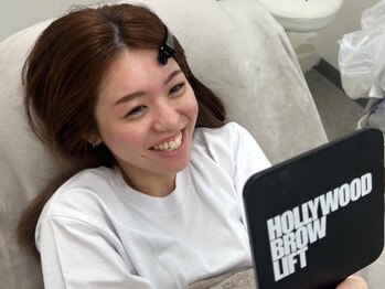 リモア(REMORE)の写真/【ハリウッドブロウリフト】眉毛パーマ×眉WAX×眉メイク4,900円!キッズ脱毛/メンズ脱毛もセットで大人気♪