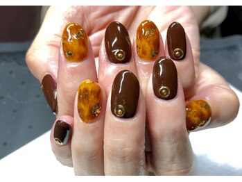 リエル(Riel)/金箔べっ甲ネイル☆セミオーダー