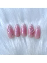 フルール/チークフレンチネイル