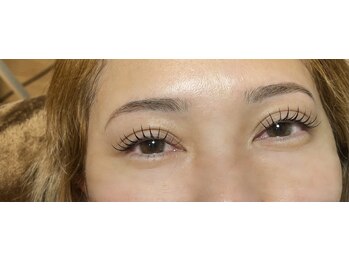 アイラッシュ アイビー(Ivy)/