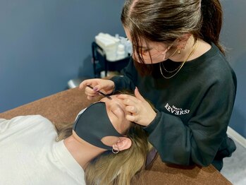 メンズ眉毛サロン メンズリバース横浜店【2/8 NEW OPEN(予定)】の写真/【男の第一印象は眉毛で決まる】REVERSEブロウリフト¥5980◎リピーター多数!注目のメンズ眉毛専門店!