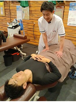 西新中央整骨院/膝の痛み