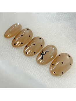 アウラネイルズ(aura nails)の写真/こだわり派の大人女性に☆【他店オフ無料☆ベーシックデザインコース ￥8,300】つい自慢したくなる指先へ♪