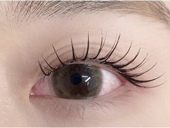 シュクレ 松阪店(shucre)の写真/圧倒的持続力◎リピート多数の人気メニュー【LED×Wフラット】【LEDパリエク】水分 油分にも強いのも魅力！