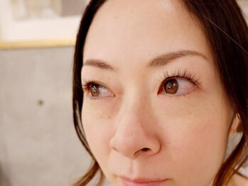 トミー(Tommy)/地まつ毛を大切に