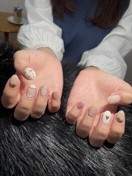 ジョリ チュン(JOLIE TRUONG)/