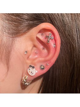 ルア(LUA)/話題の耳ツボジュエリー