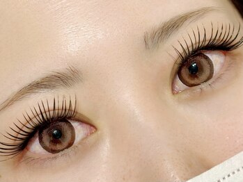 クロエ ネイルアンドアイラッシュ(Cloe)の写真/【映える目元を長く楽しめる♪】LED×フラットラッシュorボリュームラッシュでキープ力劇的UP★