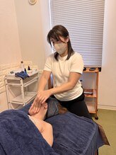 視力強化に特化した整体・花の都パリ発祥の小顔矯正技術　EYE REBORN / KOBIDO PARIS/