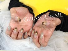 ヒラソルネイル(Girasol nail)