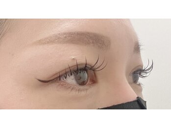 エシア(ECIA)/束感マツエク