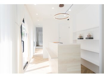 レミア 上大岡(REMIA)/REMIA上大岡・店内