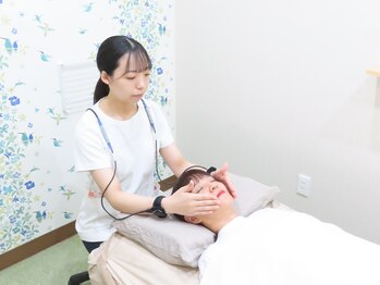 たかや鍼灸 整体院/ラジオ波を使うリフトアップ手技