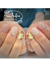 ジュジュ(Juju)/大人ひまわりネイル