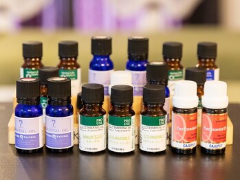 水光ピールスキン/自社ブレンドアロマで癒し＋小顔