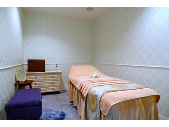 リンパの女神 シェラトン舞浜店/施術部屋は極上のリラックス空間