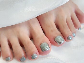 プティ アイビューティ 京橋店(peTiT eyebeauty)/フット マグネット ミラー