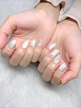 Snappy Nails＆Eyes 木更津店　【スナッピーネイルズ＆アイ　キサラズ】/マグネットネイル2本ストーン