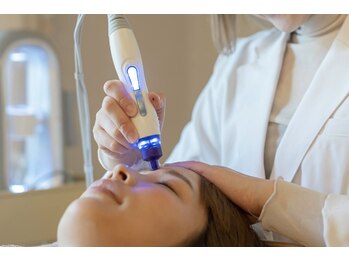 ビーダブリュー(BW...)の写真/【毛穴が気になる…】高圧水素の力で毛穴の皮脂を根こそぎ洗浄する毛穴洗浄 !！