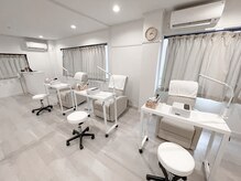 はあとねいる 難波店の雰囲気（落ち着いた室内です。）
