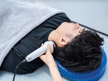 アイケアラボ AMOR麻布十番店(アイケアLaBo)/首肩コリ/ストレートネックにも