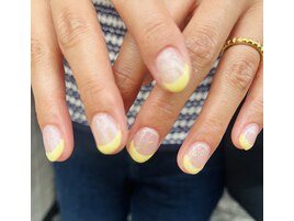 フレンチネイル