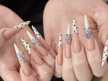 ビジューネイル(bijou nail)/