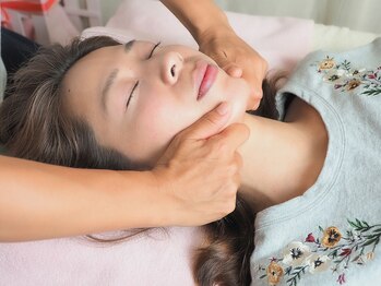 ムーンシード/小顔矯正でえら張り改善♪