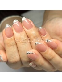 〈　ガラスフレンチネイル　〉