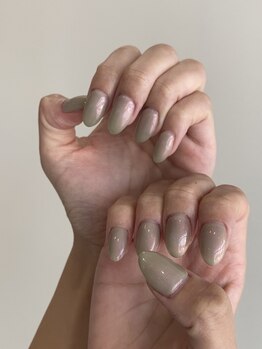 ミントリーフ バイ リート(Mint leaf by Reat)/マグのようなラメネイル