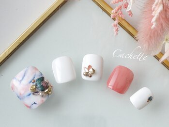 カシェット(Cachette)/ニュアンスネイル