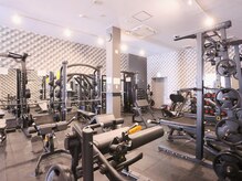 オーシャンフィットネス つくば/フリーウエイトエリア