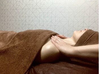 サニーシェルパ(32シェルパ)の写真/【首肩こりに特化！デスクワークの疲れをしっかりほぐす集中ケア】