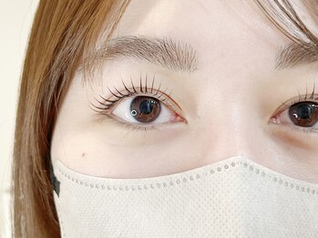 プレジール(Plaisir)の写真/まつげパーマで、うるっとかわいい愛され目元へ!あなたの魅力を最大限に引き出します♪当日予約も大歓迎◎