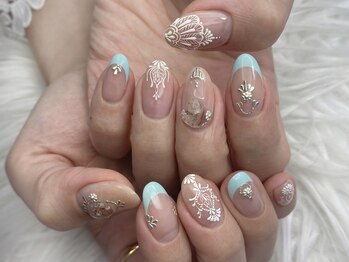 ヴレ ネイル(vrai nail)の写真/手描きアートで華やかに！あなただけの特別なデザインで自分史上最高の指先を♪イベントやブライダルにも◎