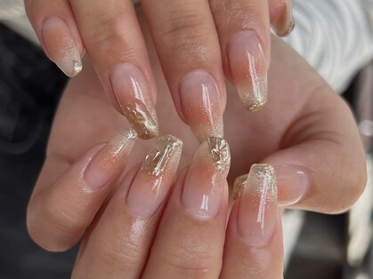 クプ アイラッシュプラス(qup)の写真