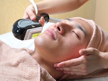 ヌーボ(NUeVo)の写真/【月火土限定★メンズメニューあり◎】ヒゲ・腕・足脱毛×ヘッドスパ×痩身で身だしなみの清潔感UP☆