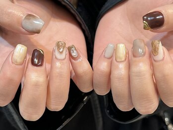 ニュアンスネイル