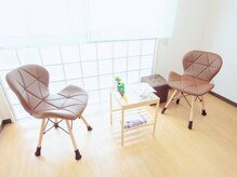 くつろぎ鍼灸整体院/待合室