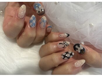 推したくさんネイル