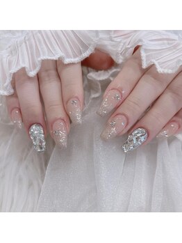 リンドネイル バイ モカ アンド ララ(Lind nail by moca and LaLa)/ラメグラデーション