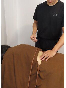 HARI.STA 高松はり院の写真/【繰り返す腰の辛さに】姿勢×動き方から変える!プロの鍼整体+運動療法で腰痛を原因から徹底ケア◎