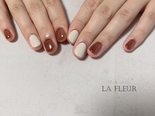 ラ フルール(La Fleur)/One color ◆ La Fleur